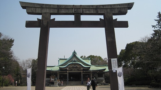 大阪城豊国神社 鳥居と拝殿と本殿 私の旅行記